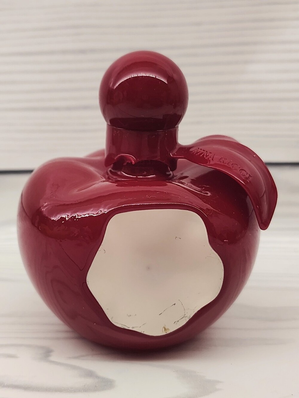 Nina Ricci Apple